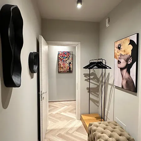 Living 43 - By Palazzo Gozzi